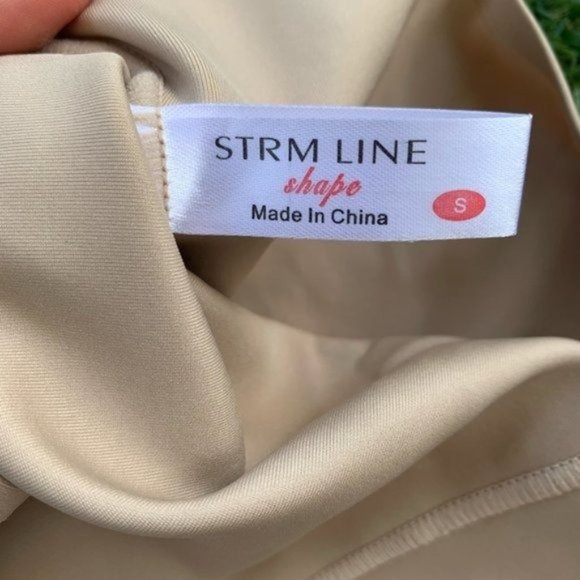 STRM Line Shapewear Open Bust Small - Picture 7 of 10